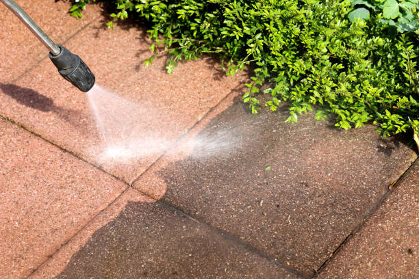 Why Choose Our Certified Pressure Washing Experts for Your Project Needs in Mammoth Spring, AR?